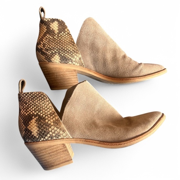 DOLCE VITA Sonni Taupe and Snake Ankle Booties with heel size 6 - Picture 2 of 10